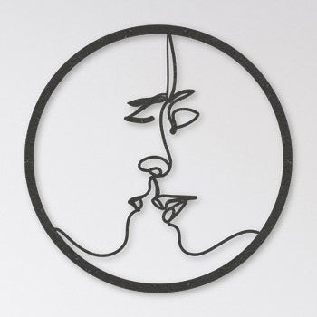 Wanddecoratie | Kissing couple in circle